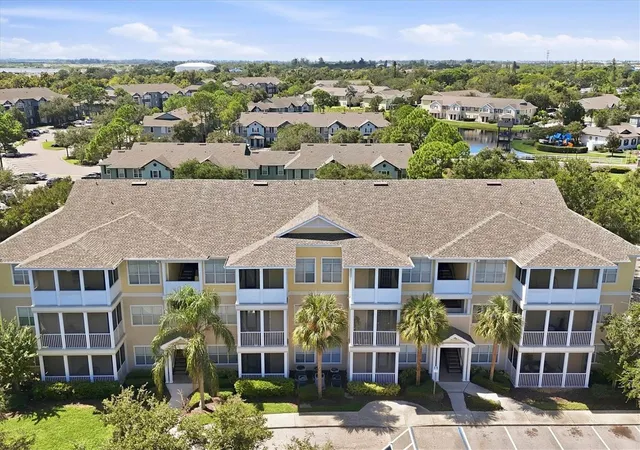 Photo 2 of Sale Pending at 4802 51st Street W #1304, Bradenton, FL 34210 | MLS# A4706890 | Listing updated on 2026-10-07