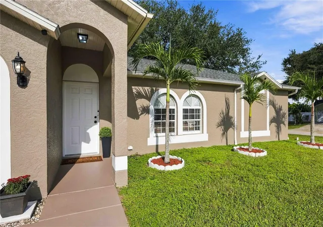 Photo 2 of Single family home for sale at 7075 Coventry Ter, Englewood, FL 34224 | MLS# N6145868 | Listing updated on 2026-10-08