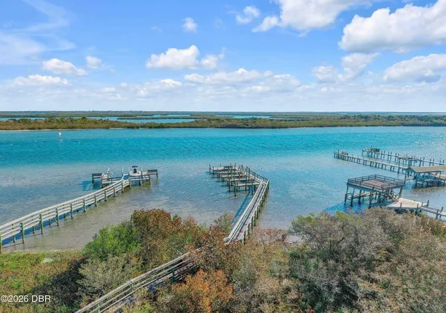 Photo 3 of Single family home for sale at 428 Eldora Dr, Oak Hill, FL 32759 | MLS# NS1089311 | Listing updated on 2026-10-06