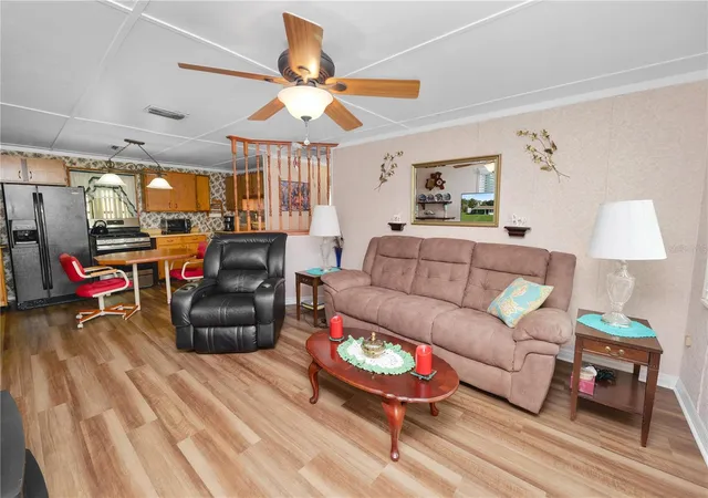 Photo 3 of Single family home for sale at 1805 Duff Rd, Lakeland, FL 33810 | MLS# L4965230 | Listing updated on 2026-09-28
