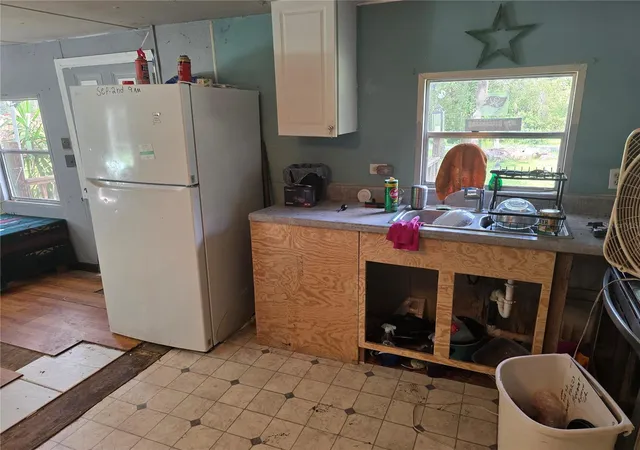 Photo 3 of Sale Pending at 24444 Casey Rd, Brooksville, FL 34601 | MLS# W7889697 | Listing updated on 2026-10-07