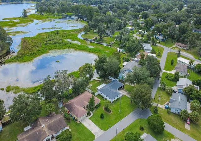 Photo 3 of Single family home for sale at 520 Lakewood Dr, Inverness, FL 34450 | MLS# CC858071 | Listing updated on 2026-10-09