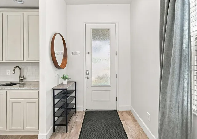 Photo 3 of Single family home for sale at 1472 Fairview Cir, Reunion, FL 34747 | MLS# O6443633 | Listing updated on 2026-09-29