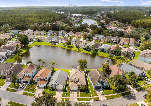Photo 3 of Single family home for sale at 522 Hardwood Cir, Orlando, FL 32828 | MLS# G5118087 | Listing updated on 2026-09-22