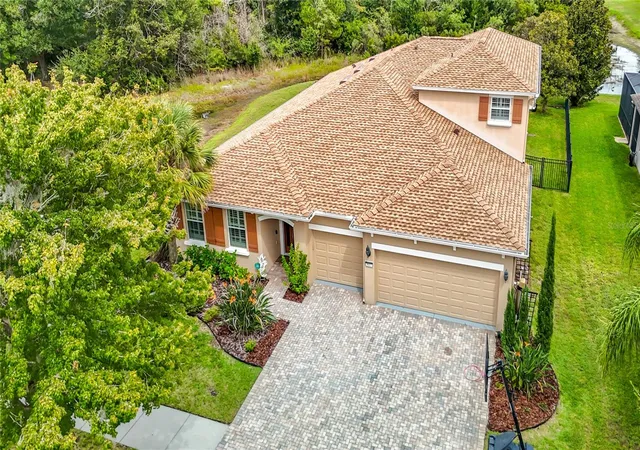Photo 2 of Single family home for sale at 3117 Majestic View Dr, Lutz, FL 33558 | MLS# TB8550816 | Listing updated on 2026-10-07