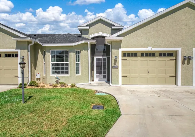 Single family home for sale at 3082 Kapalua Ct, SEBRING, FL 33872 | MLS# O6443642