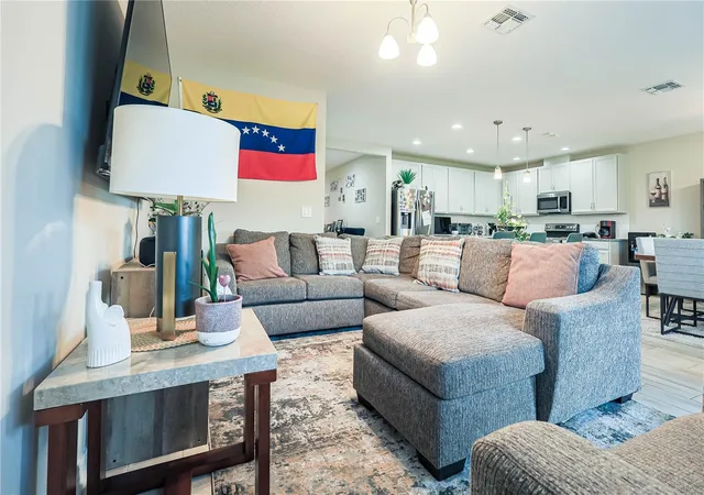 Photo 4 of Single family home for sale at 5350 Pavia Dr, Saint Cloud, FL 34771 | MLS# O6443644 | Listing updated on 2026-09-22