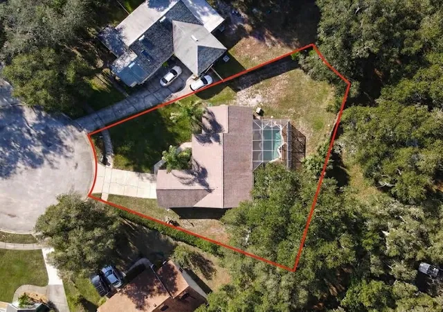 Photo 2 of Single family home for sale at 1056 Shady Holw Dr, Deland, FL 32724 | MLS# O6443646 | Listing updated on 2026-10-09