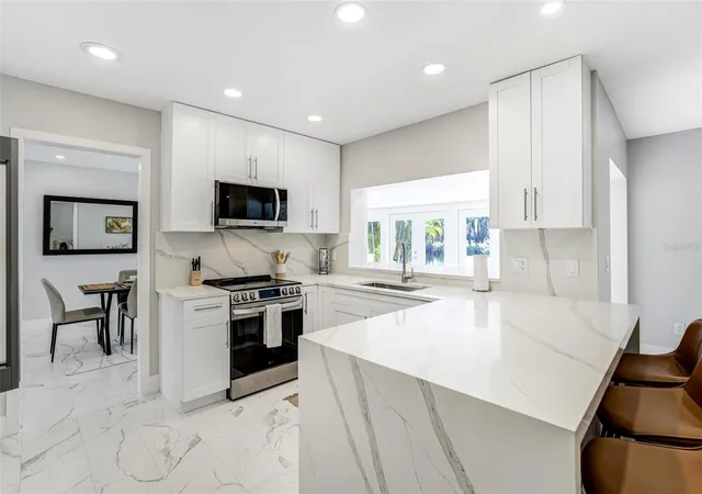 Photo 3 of Single family home for sale at 3923 Doral Dr, Tampa, FL 33634 | MLS# TB8550831 | Listing updated on 2026-10-03