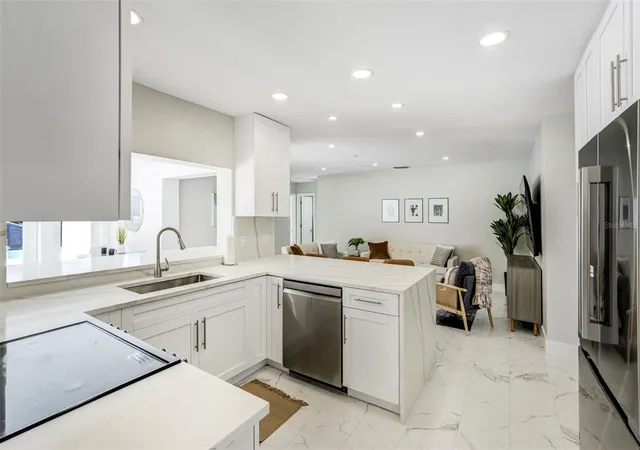 Photo 4 of Single family home for sale at 3923 Doral Dr, Tampa, FL 33634 | MLS# TB8550831 | Listing updated on 2026-10-03
