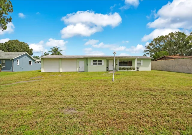 Photo 3 of Single family home for sale at 5701 Padgett Cir, Orlando, FL 32839 | MLS# O6443651 | Listing updated on 2026-10-02