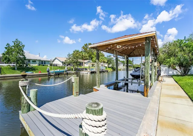 Photo 2 of Single family home for sale at 9 Cottagegate Ct, Palm Coast, FL 32137 | MLS# G5118090 | Listing updated on 2026-09-30