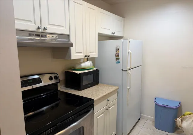 Photo 3 of Condo for sale at 626 Bird Bay Dr S #101, Venice, FL 34285 | MLS# N6145870 | Listing updated on 2026-09-26