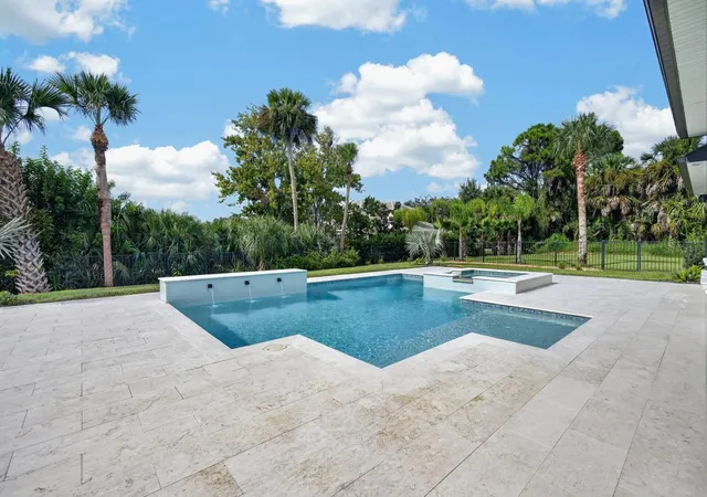 Photo 3 of Single family home for sale at 100 La Toscana Rotonda, Ormond Beach, FL 32174 | MLS# FC321607 | Listing updated on 2026-09-29