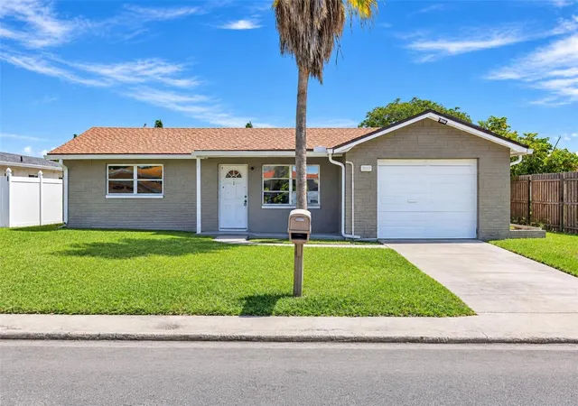 Photo 1 of Single family home for sale at 1300 Maybury Dr, Holiday, FL 34691 | MLS# C7531021 | Listing updated on 2026-10-01