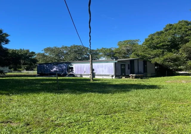 Photo 3 of Sale Pending at 2950 Nw 47th Avenue, Okeechobee, FL 34972 | MLS# TB8550840 | Listing updated on 2026-09-23