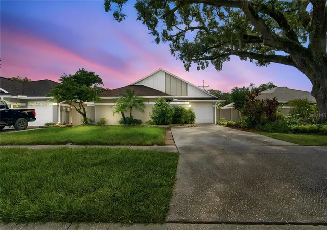 Single family home for sale at 11905 Hickorynut Dr, TAMPA, FL 33625 | MLS# TB8550842