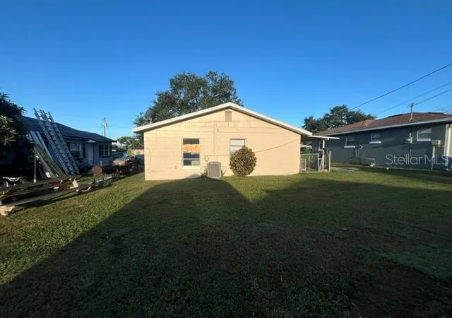 Photo 2 of Single family home for sale at 334 Jewell St, Lake Wales, FL 33853 | MLS# L4965234 | Listing updated on 2026-09-23