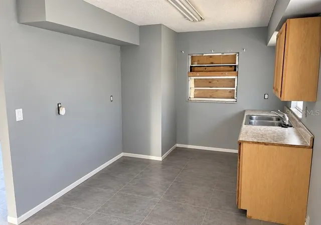 Photo 3 of Single family home for sale at 334 Jewell St, Lake Wales, FL 33853 | MLS# L4965234 | Listing updated on 2026-09-23