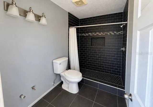 Photo 4 of Single family home for sale at 334 Jewell St, Lake Wales, FL 33853 | MLS# L4965234 | Listing updated on 2026-09-23