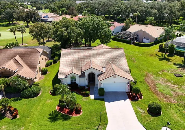 Photo 2 of Single family home for sale at 6404 Stone River Rd, Bradenton, FL 34203 | MLS# A4706903 | Listing updated on 2026-09-23