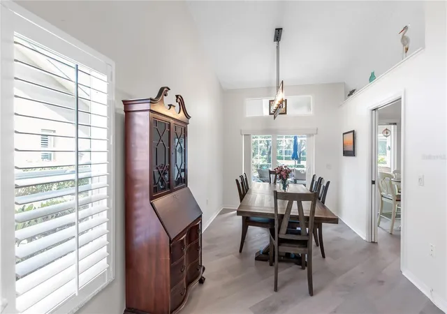 Photo 4 of Single family home for sale at 6404 Stone River Rd, Bradenton, FL 34203 | MLS# A4706903 | Listing updated on 2026-09-23