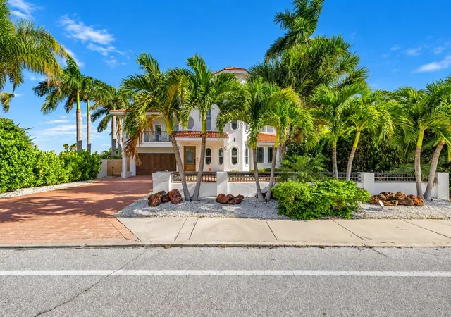 Photo 3 of Single family home for sale at 199 21st Avenue, St Pete Beach, FL 33706 | MLS# TB8550846 | Listing updated on 2026-10-05