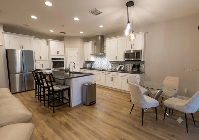 Photo 3 of Single family home for sale at 5303 Pine Lily Cir, Winter Park, FL 32792 | MLS# O6443662 | Listing updated on 2026-10-03