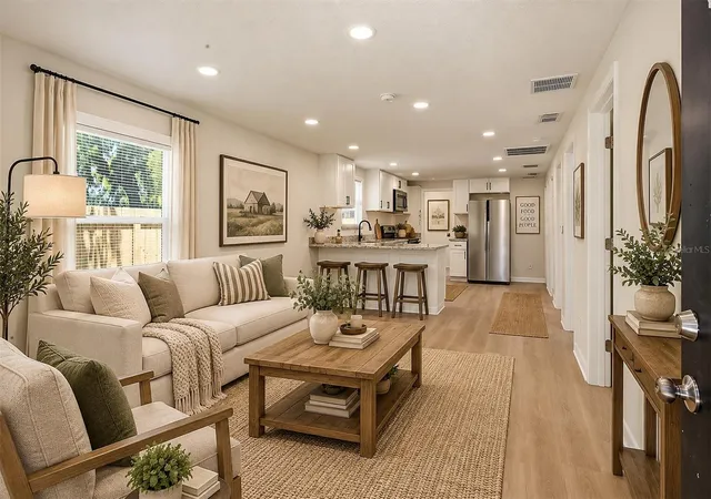 Photo 1 of Single family home for sale at 816 Woodland Ave, Leesburg, FL 34748 | MLS# G5118093 | Listing updated on 2026-09-22