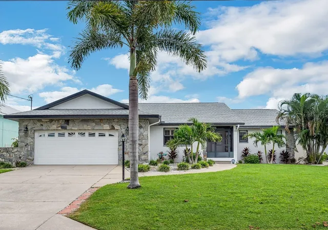Photo 1 of Single family home for sale at 743 Kingston Ct, Apollo Beach, FL 33572 | MLS# TB8550849 | Listing updated on 2026-10-08