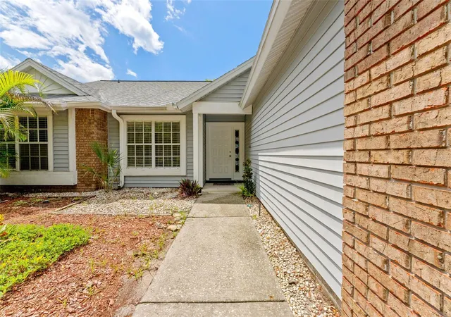 Photo 3 of Single family home for sale at 1435 Club Dr, Tarpon Springs, FL 34689 | MLS# TB8550851 | Listing updated on 2026-09-22