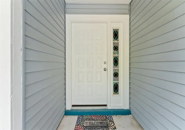 Photo 3 of Single family home for sale at 1435 Club Dr, Tarpon Springs, FL 34689 | MLS# TB8550851 | Listing updated on 2026-09-22