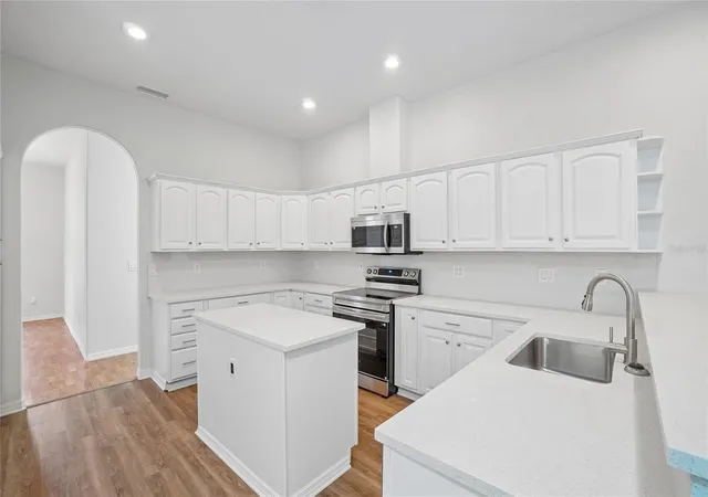 Photo 4 of Single family home for sale at 17718 Crystal Cvs Pl, Lutz, FL 33548 | MLS# O6443667 | Listing updated on 2026-09-22