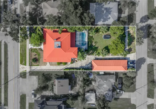 Photo 2 of Single family home for sale at 610 S Broadway Ave, Bartow, FL 33830 | MLS# B4902380 | Listing updated on 2026-10-01