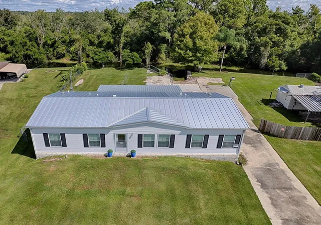 Photo 1 of Manufactured home for sale at 5417 Eagles Nest Rd, Fruitland Park, FL 34731 | MLS# G5118095 | Listing updated on 2026-09-24