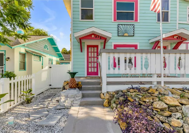 Listing Photo 5 - Condo for sale in building located at 436 Vermont Ave, DAYTONA BEACH, FL 32118