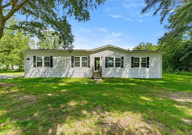 Manufactured home for sale at 7703 SW 14th Street, OCALA, FL 34474 | MLS# OM732665