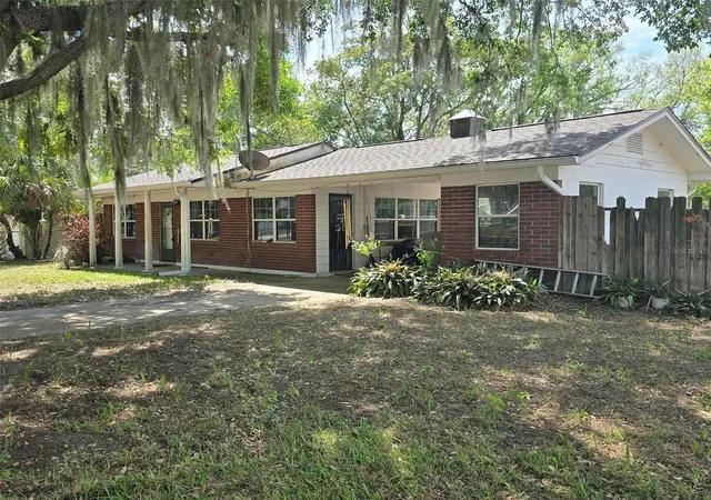 Photo 1 of Single family home for sale at 1601 N Normandy Way, Leesburg, FL 34748 | MLS# G5118097 | Listing updated on 2026-09-24