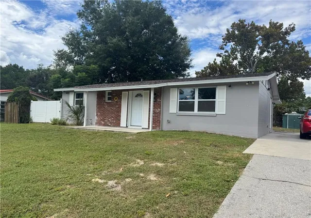 Photo 2 of Single family home for sale at 3851 Sw 147th Lane Rd, Ocala, FL 34473 | MLS# CC858074 | Listing updated on 2026-10-08