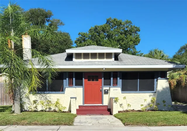 Photo 1 of Single family home for sale at 1182 8th Street N, Saint Petersburg, FL 33701 | MLS# TB8550871 | Listing updated on 2026-10-23