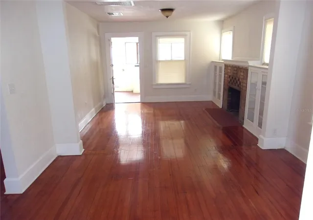 Photo 3 of Single family home for sale at 1182 8th Street N, Saint Petersburg, FL 33701 | MLS# TB8550871 | Listing updated on 2026-09-29