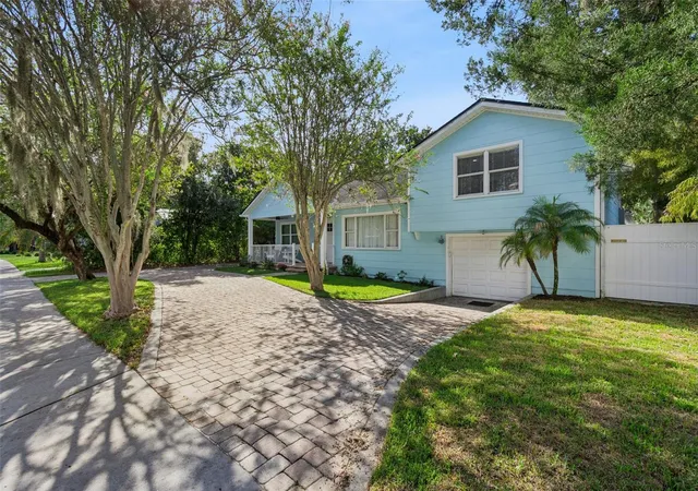 Photo 3 of Single family home for sale at 644 W Winter Park St, Orlando, FL 32804 | MLS# O6443687 | Listing updated on 2026-10-08