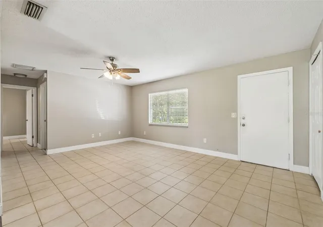 Photo 3 of Single family home for sale at 241 Loch Low Dr, Sanford, FL 32773 | MLS# O6443690 | Listing updated on 2026-10-08