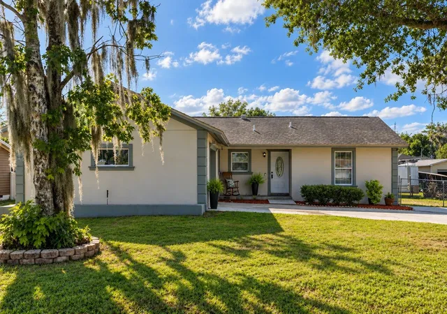 Photo 1 of Single family home for sale at 821 Nocturne Dr, Chuluota, FL 32766 | MLS# O6443692 | Listing updated on 2026-10-02