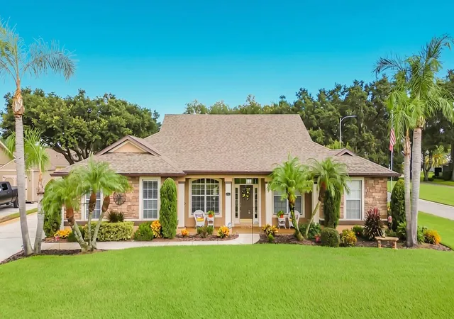 Photo 1 of Single family home for sale at 5243 Hammock Pointe Ct, Saint Cloud, FL 34771 | MLS# O6443702 | Listing updated on 2026-10-12