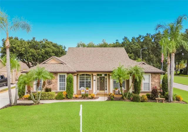 Photo 4 of Single family home for sale at 5243 Hammock Pointe Ct, Saint Cloud, FL 34771 | MLS# O6443702 | Listing updated on 2026-10-12