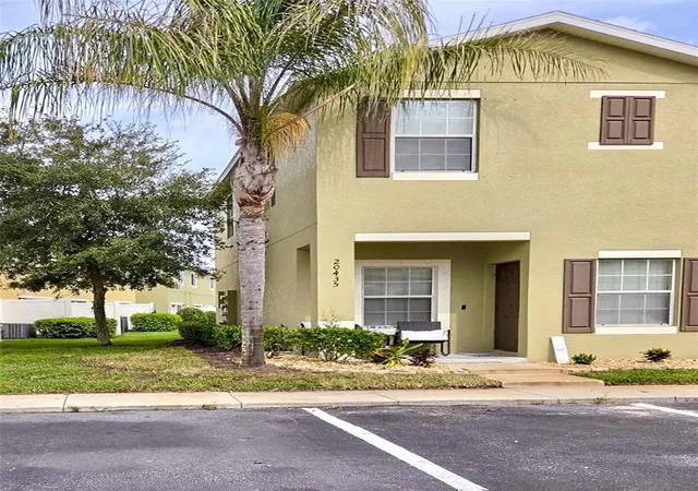 Townhouse for sale at 20435 Needletree Dr, TAMPA, FL 33647 | MLS# TB8550897