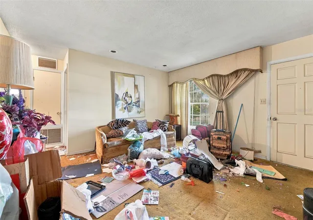 Photo 4 of Single family home for sale at 1147 Coretta Way, Orlando, FL 32805 | MLS# O6443708 | Listing updated on 2026-09-23