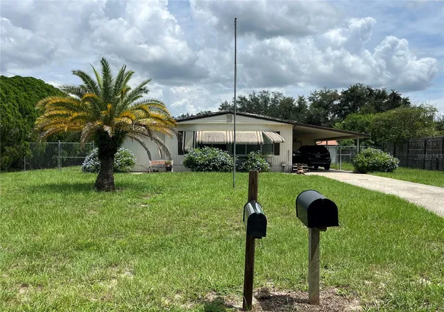 Photo 2 of Manufactured home for sale at 5974 Foxhollow Dr, Winter Haven, FL 33884 | MLS# S5158044 | Listing updated on 2026-09-22