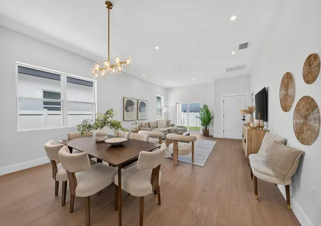 Photo 3 of Single family home for sale at 3109 Queen St N, Saint Petersburg, FL 33713 | MLS# TB8550903 | Listing updated on 2026-10-10